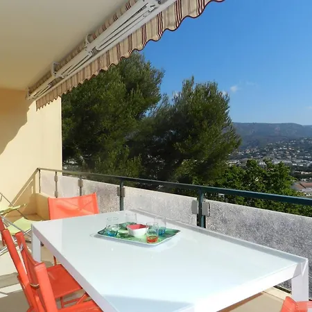 Le Lavandou, 3 Pieces, 4 Personnes - Fr-1-251-677 Apartment *