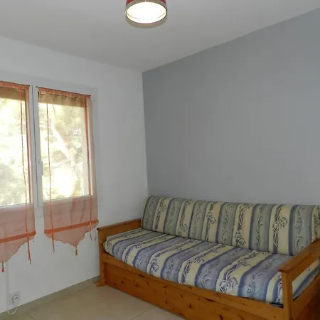 Le Lavandou, 3 Pieces, 4 Personnes - Fr-1-251-677 * Le Lavandou