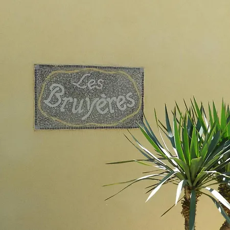 Apartment Le Lavandou, 3 Pieces, 4 Personnes - Fr-1-251-677